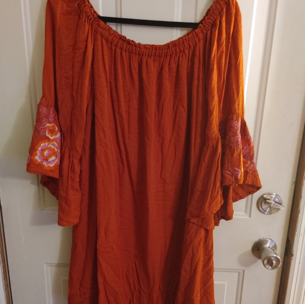 Lux II Tunic style Mini Dress Sz 8 burnt orange/red off shoulder embroidered...